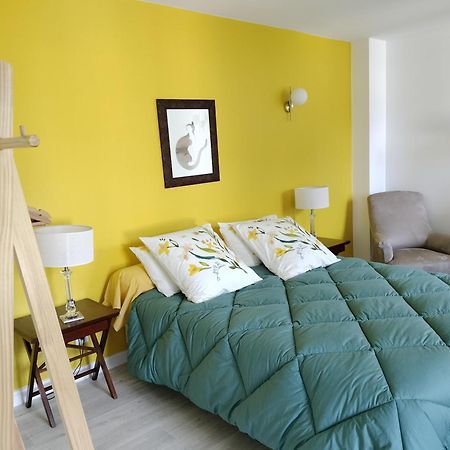 Les Mulotieres Bed and Breakfast Ολιβέ Εξωτερικό φωτογραφία